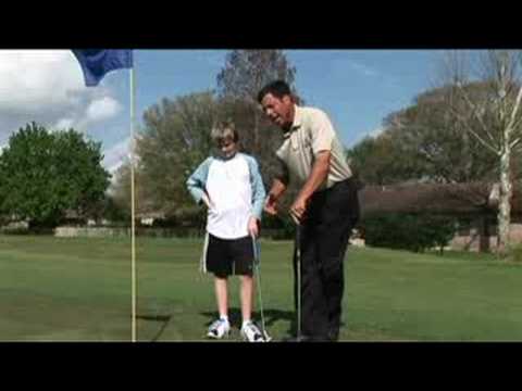 Teaching Golf Basics to Kids : Golf for Kids: Pendulum Putting Drill