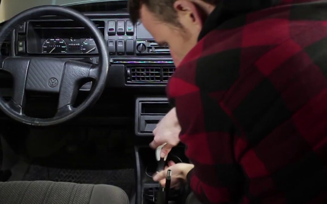DIGIFIZmini Mk2 Golf USB Charger Installation