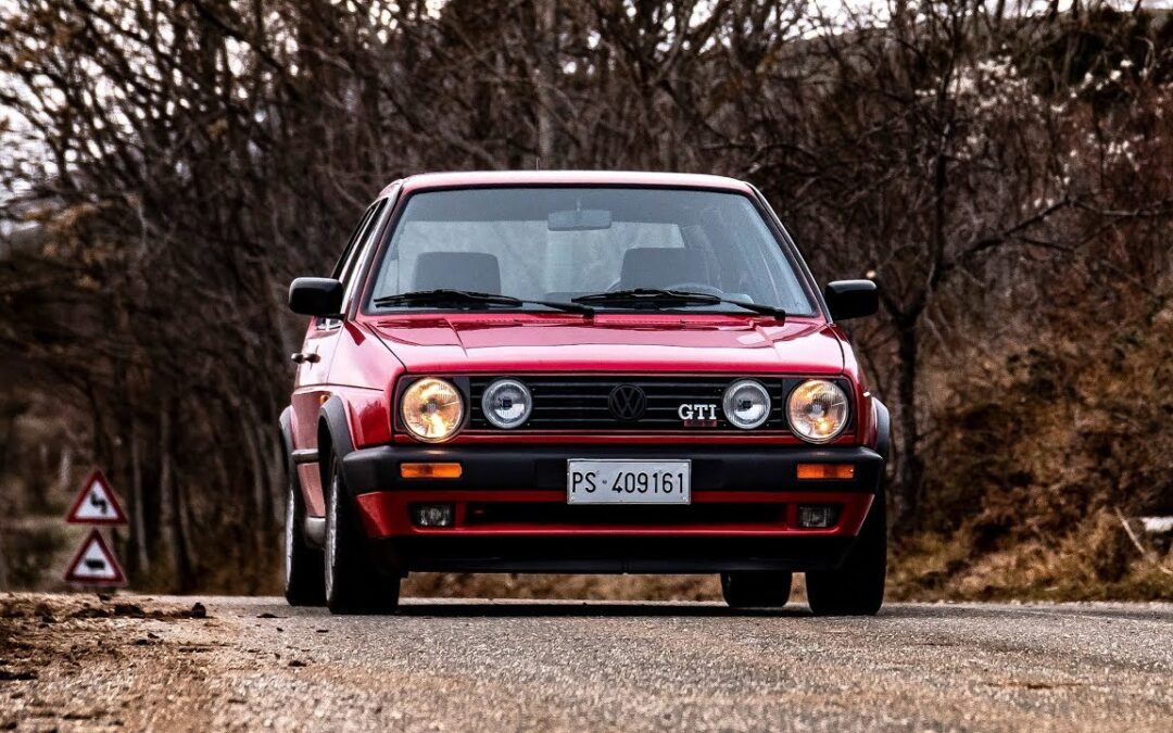 Volkswagen Golf GTI mk2: una youngtimer per tutti i giorni – Davide Cironi Drive Experience (SUBS)